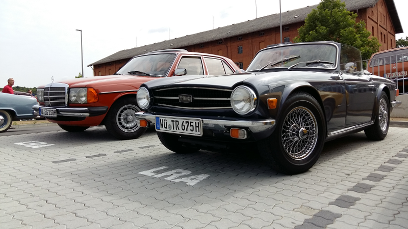 Illustration for article titled Final oldtimer meet photodump